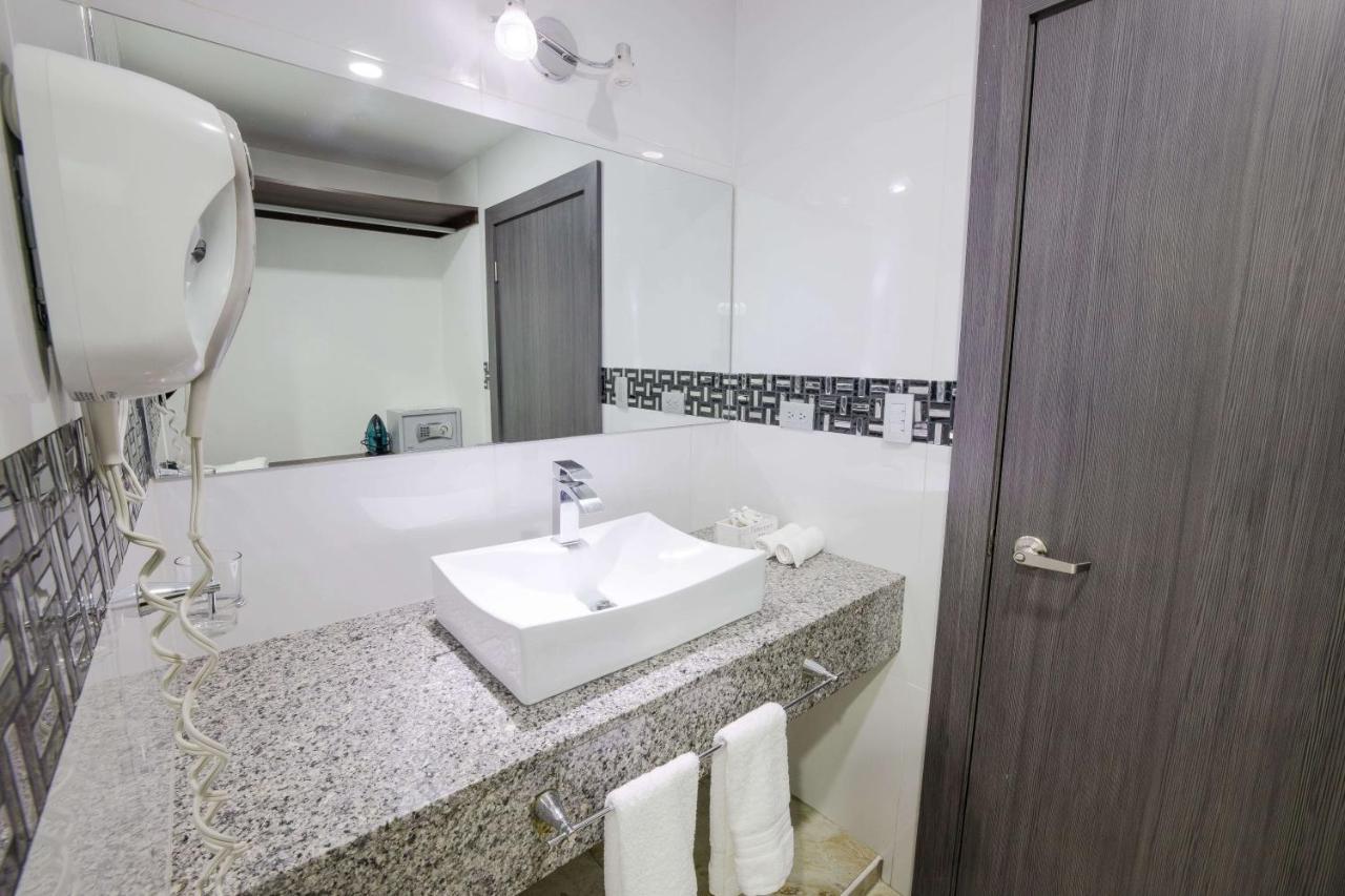 Basha Hotel & Restaurant San Pedro Sula Eksteriør billede